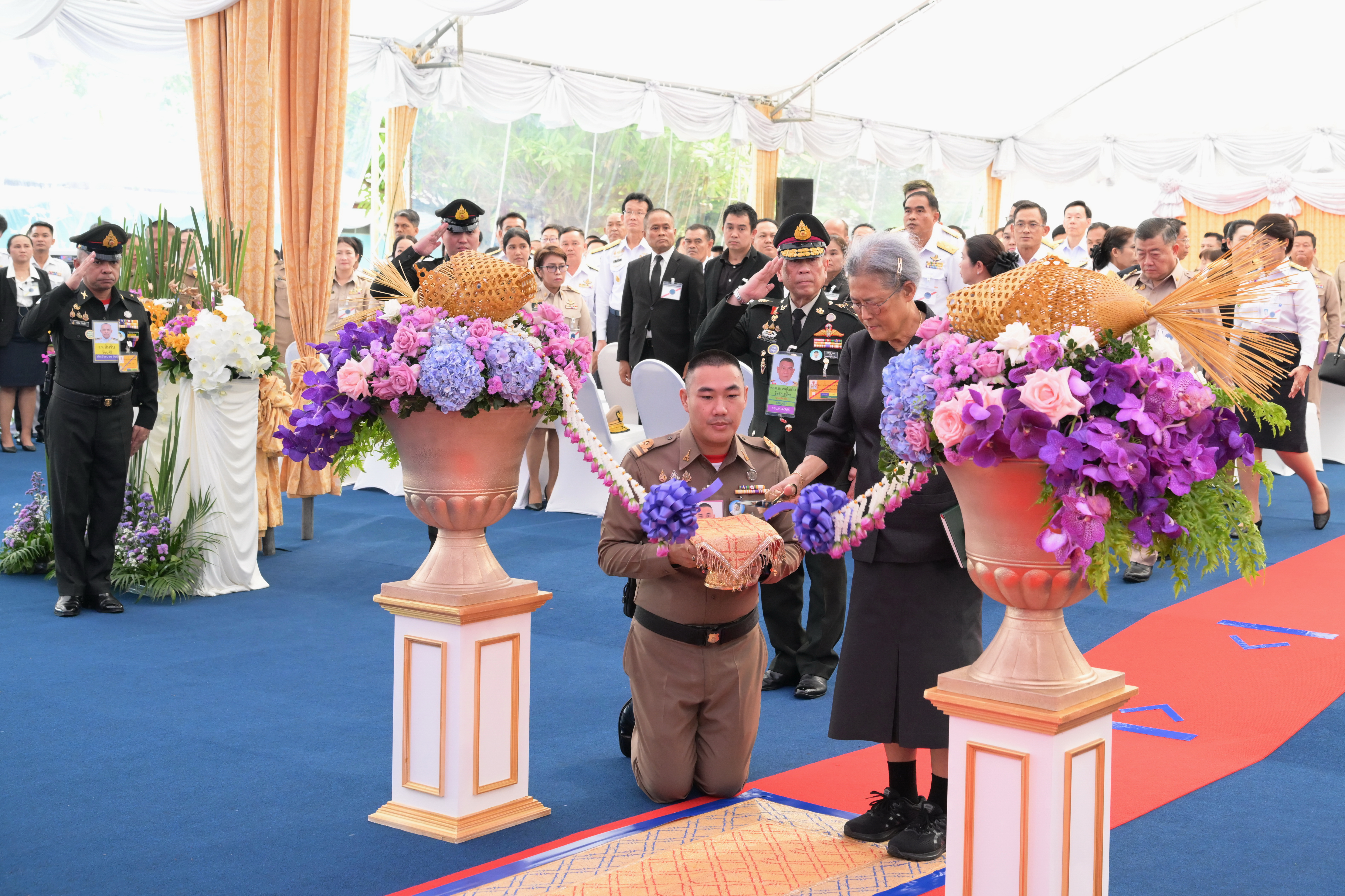 title - สำนักงานการปฏิรูปที่ดินเพื่อเกษตรกรรม ร่วมเฝ้าฯ รับเสด็จ สมเด็จพระกนิษฐาธิราชเจ้า กรมสมเด็จพระเทพรัตนราชสุดาฯ สยามบรมราชกุมารี เสด็จเป็นองค์ประธานเปิดงาน “วันสถาปนากรมประมง ครบรอบ 100 ปี”